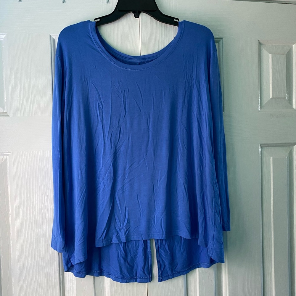 Aerie long sleeve shirt
